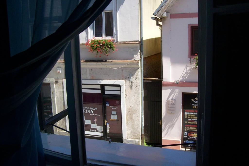 Rooms And Apartment Veral-Ka Karlovac Eksteriør bilde