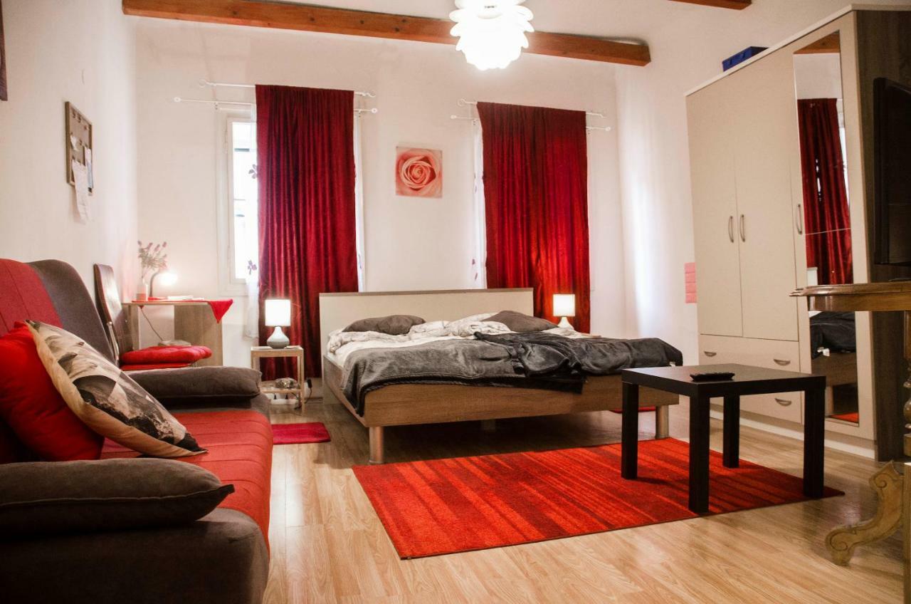Rooms And Apartment Veral-Ka Karlovac Eksteriør bilde