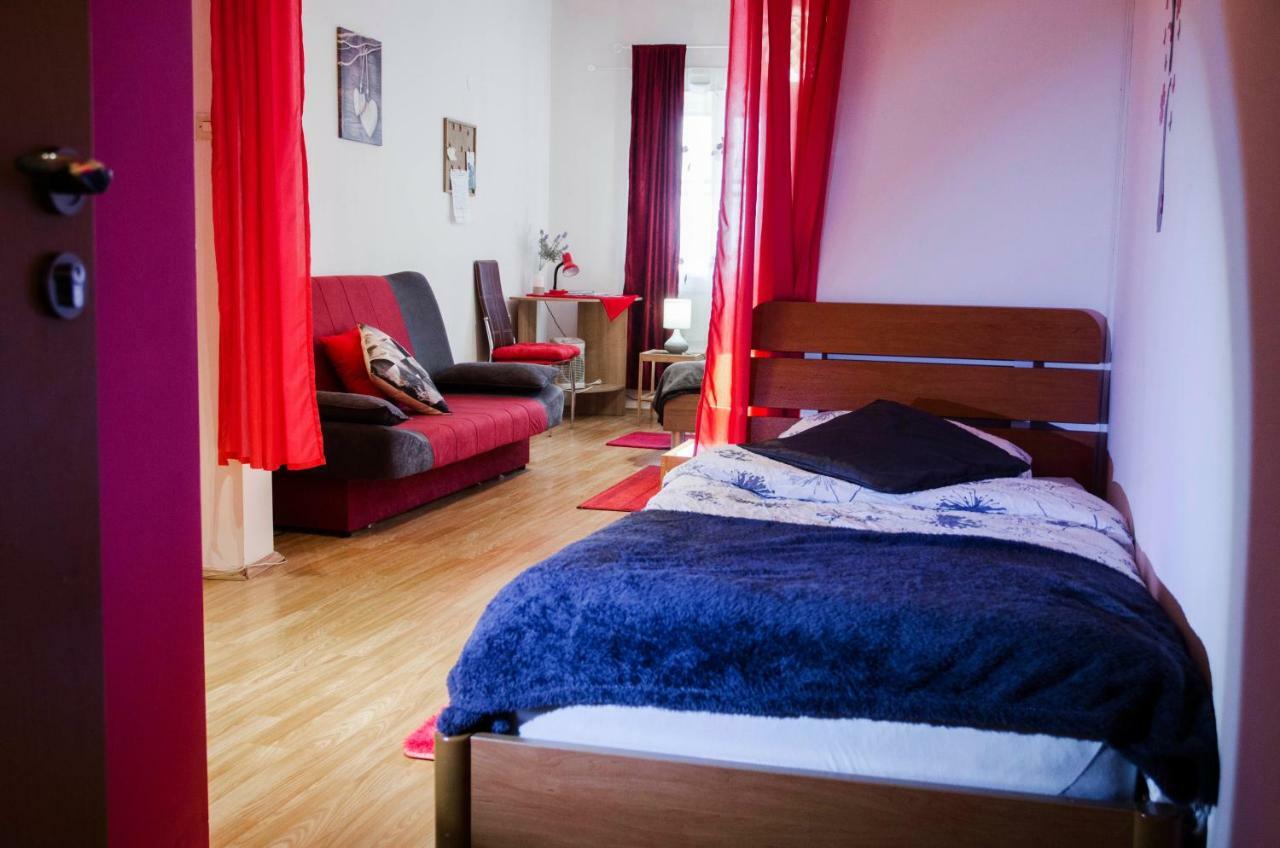 Rooms And Apartment Veral-Ka Karlovac Eksteriør bilde
