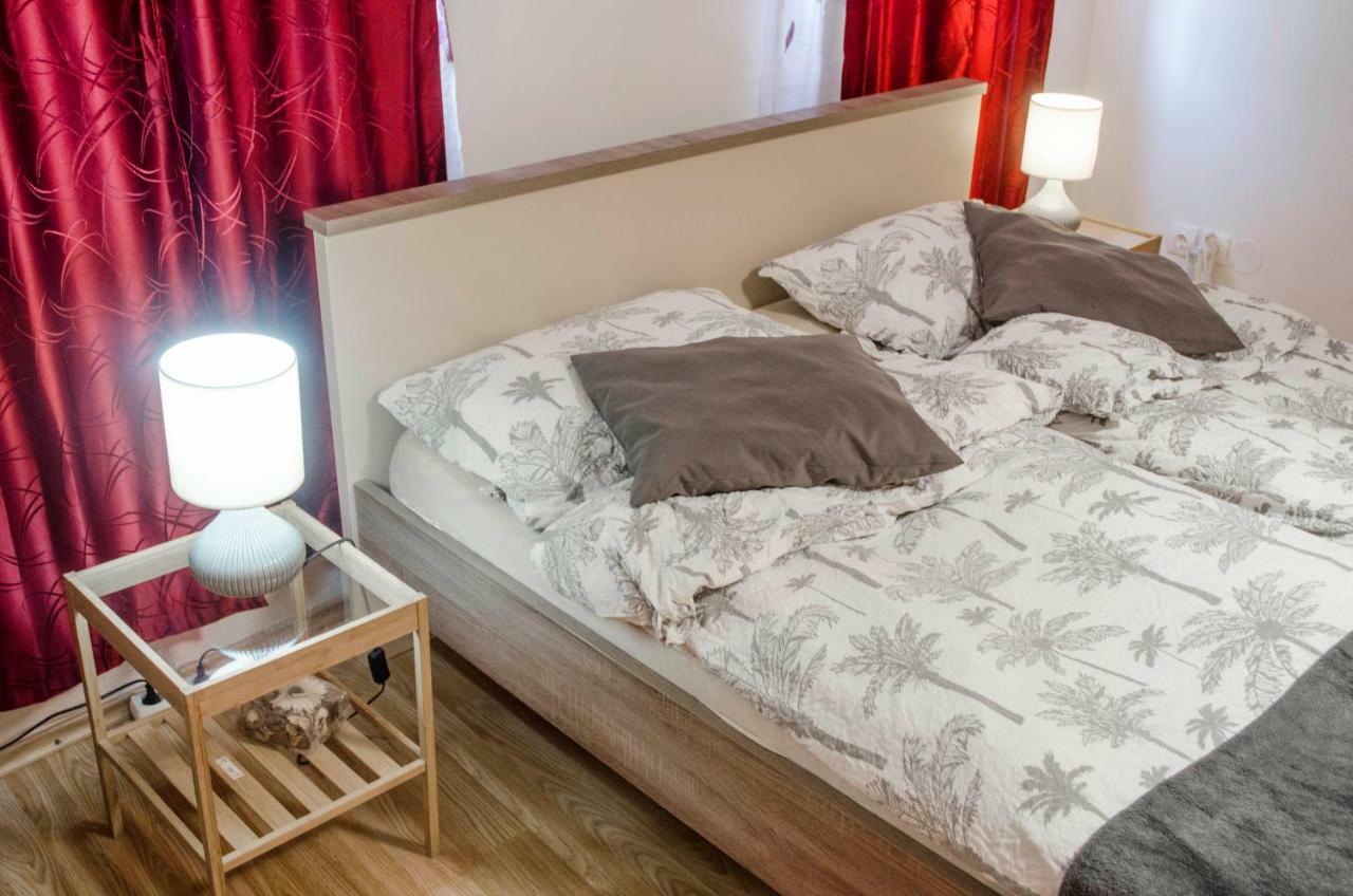 Rooms And Apartment Veral-Ka Karlovac Eksteriør bilde